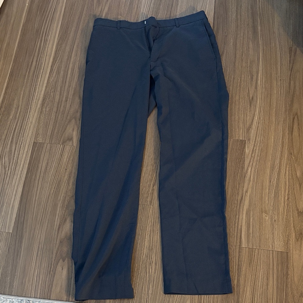 Walter Hagen Men's Dark Gray Dress Pants